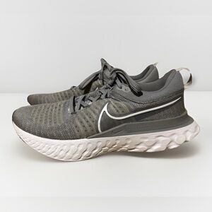 Nike React infinity running Sneakers Womens Size 8 shoes gray white gym flyknit